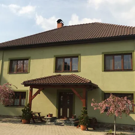 Penzion U Horskych * Caslav